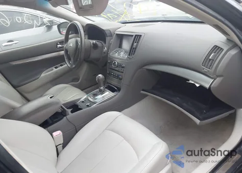 2013 Infiniti G37 Journey z USA, uszkodzony, nr VIN JN1CV6AP5DM711661